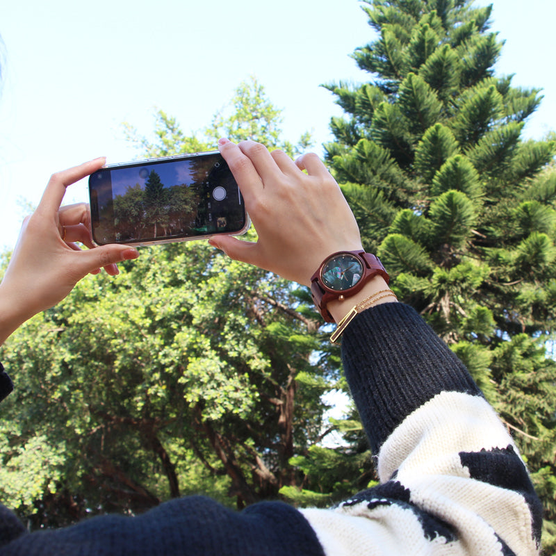 SOPEWOD Charm OEM Customized Shell Dial Men Women Wooden Watch