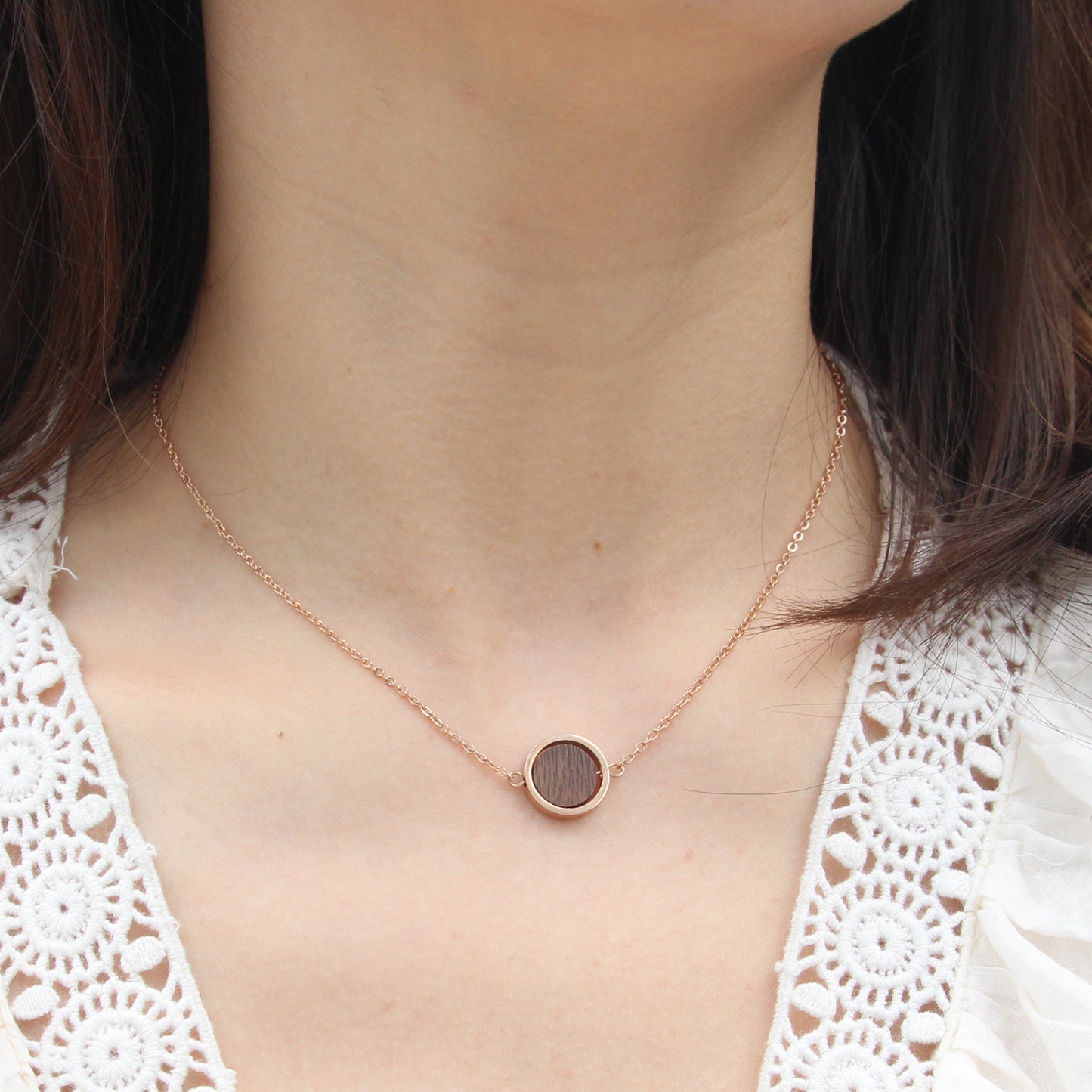 SOPEWOD Delicate Bracelet with Round Natural Wooden Pendant