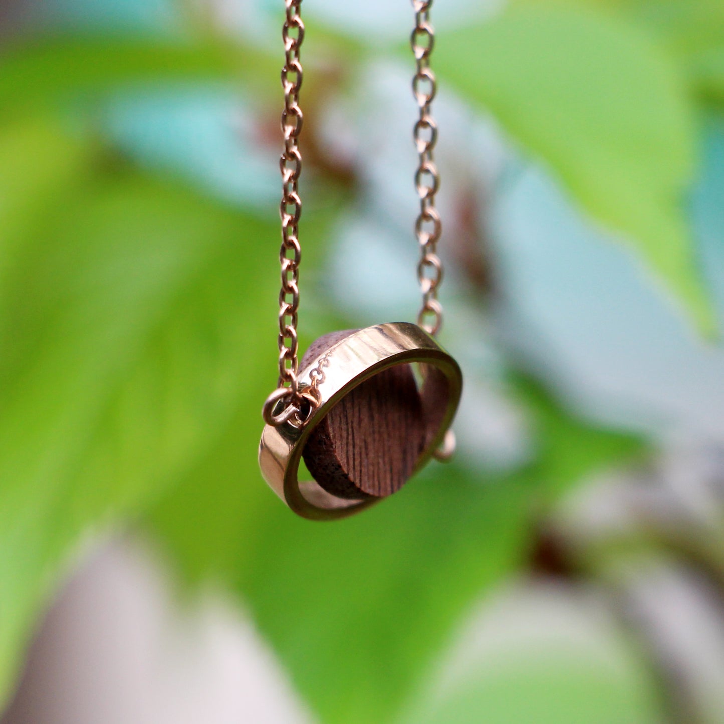 SOPEWOD Delicate Bracelet with Round Natural Wooden Pendant