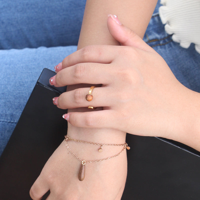 SOPEWOD fashion custom logo walnut pearl ring for ladies stainless steel